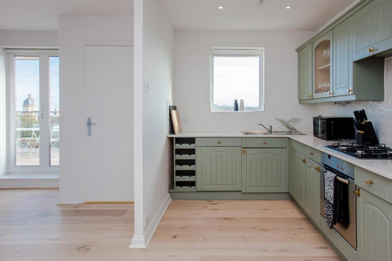 The Sparkford Gardens - Lovely 2Bdr With Balcony Londres Exterior foto